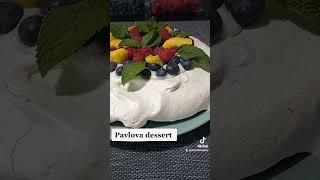 Десерт Павлова. Pavlova dessert