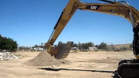 CAT 315 Excavator Training by James Mulgrew