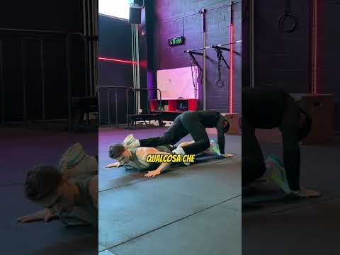 Abbiamo provato a battere il RECORD mondiale di tandem push Up, video completo sul canale 🔥#shorts