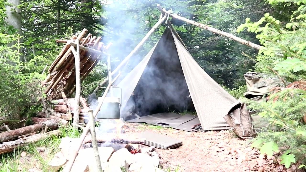 Bushcraft Schwarzwald Solo Overnighter NVA Mini Tipi strichtarn