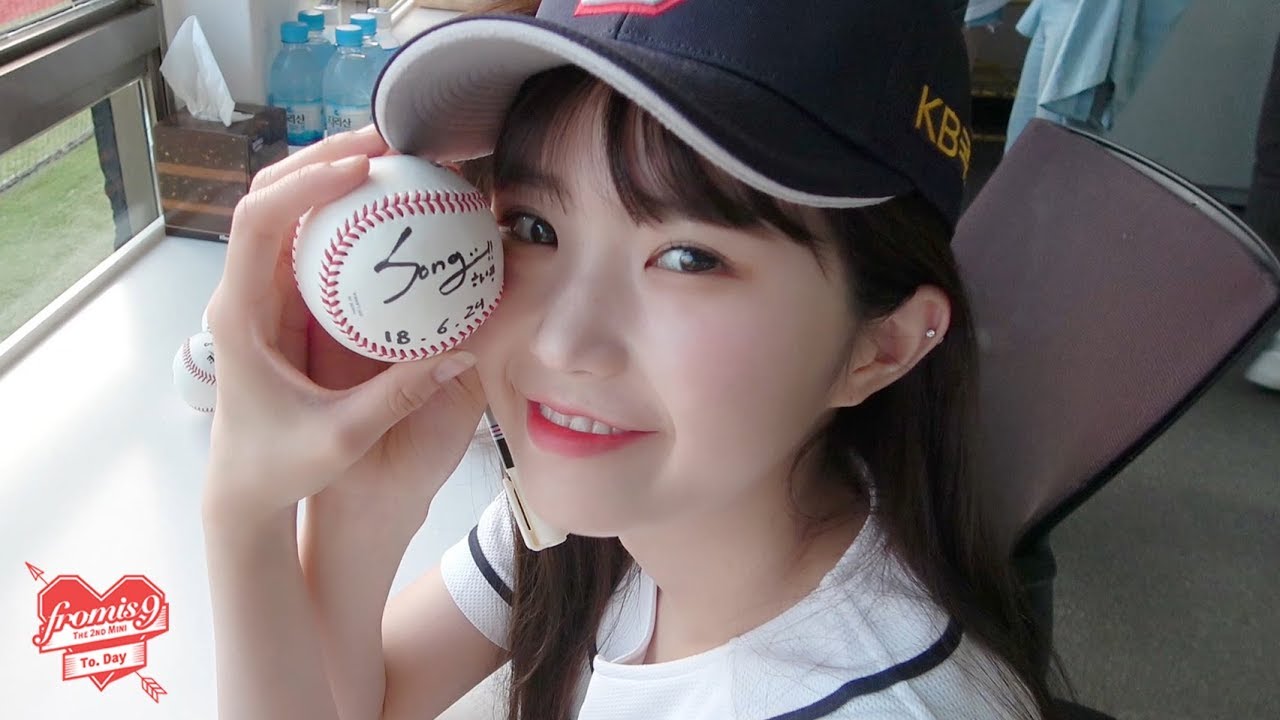 [fromis_9 TV Behind] 프로미스나인 (fromis_9) - 두산 시구시타 비하인드