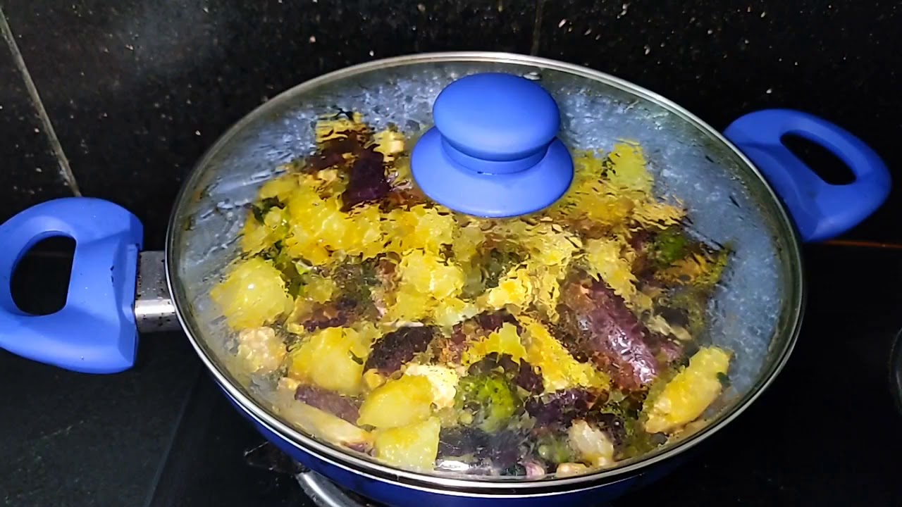 Aloo Vankaya Curry In TeluguBrinjal potato curry in telugypotato