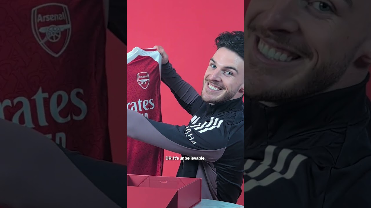 OUR GUNNERS UNBOX THE NEW HOME KIT 🎁 