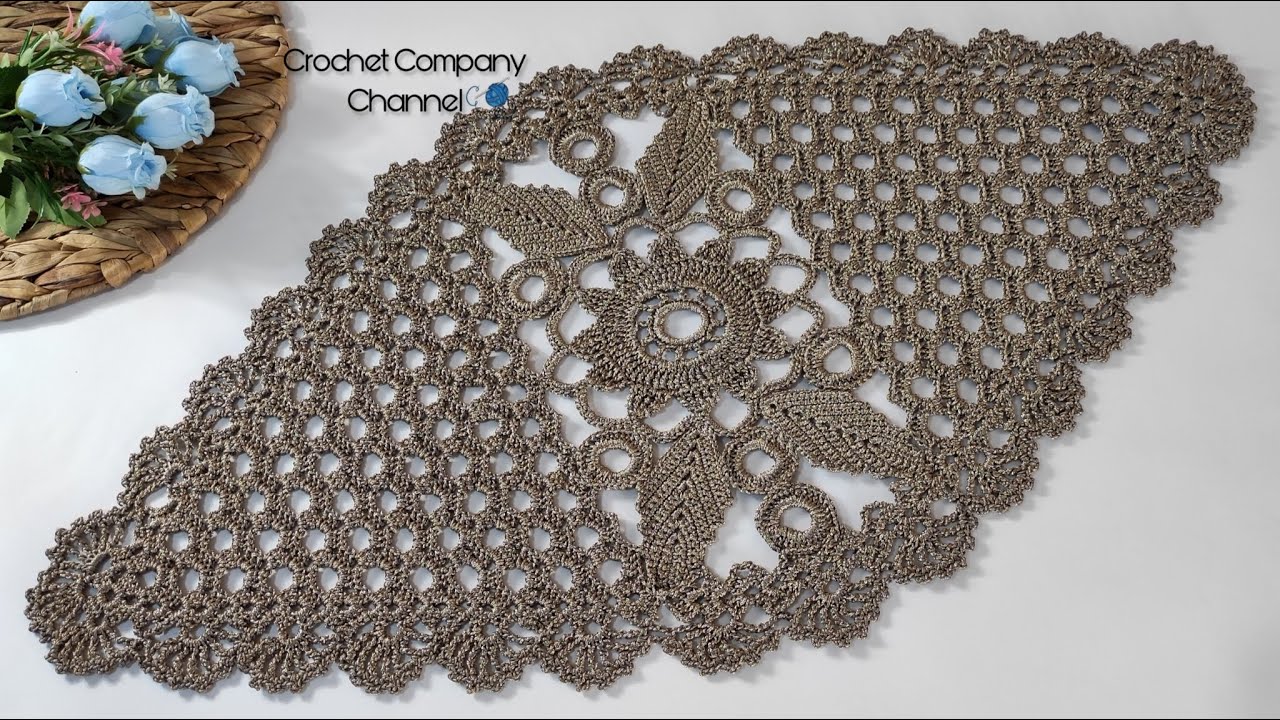 مفرش كروشيه رقيق _ Crochet doily