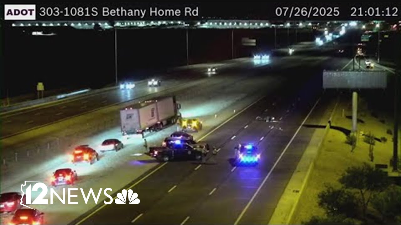 Crash closes portion of Loop 303 in West Valley - YouTube