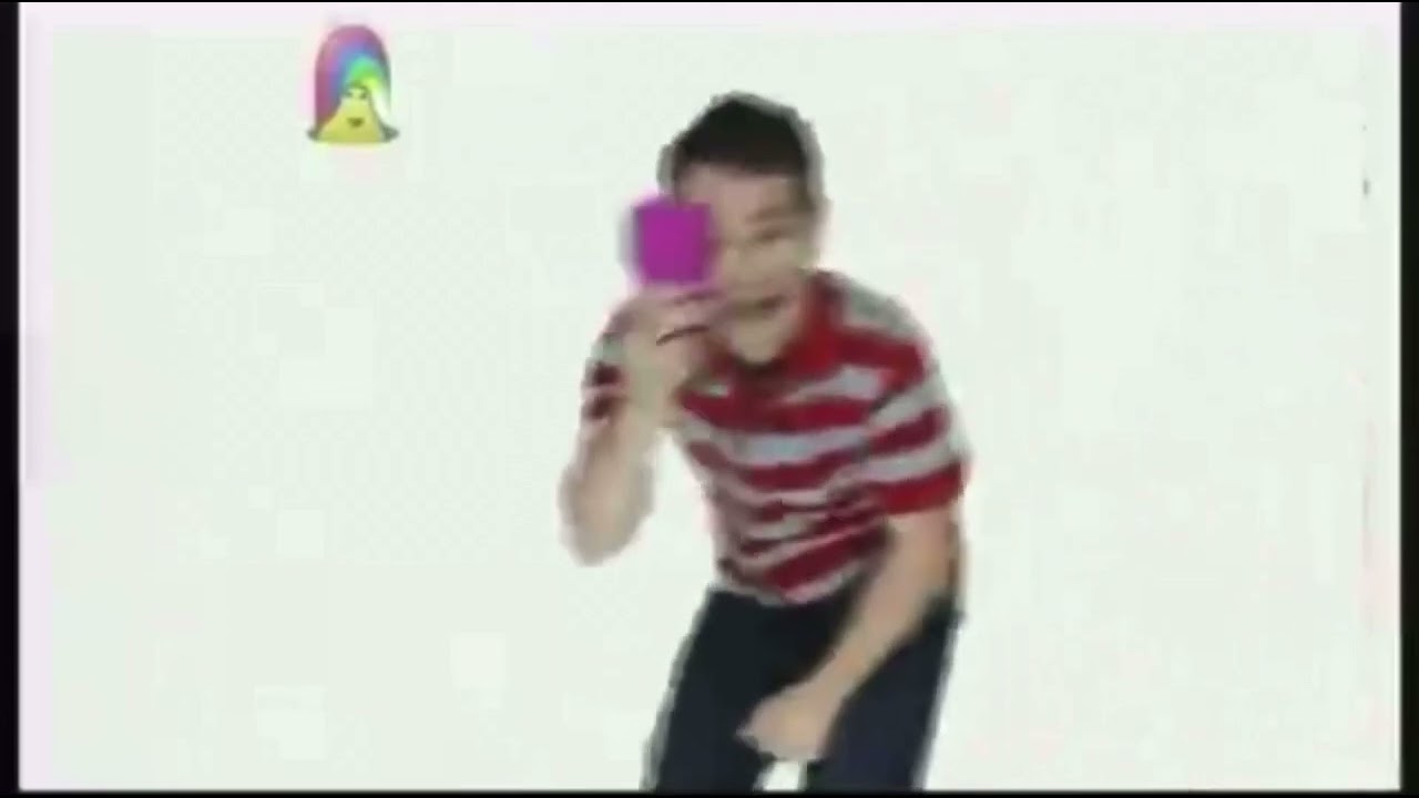 CBeebies - Alex Winters running before the start of Mister Maker (2009 or 2010?)