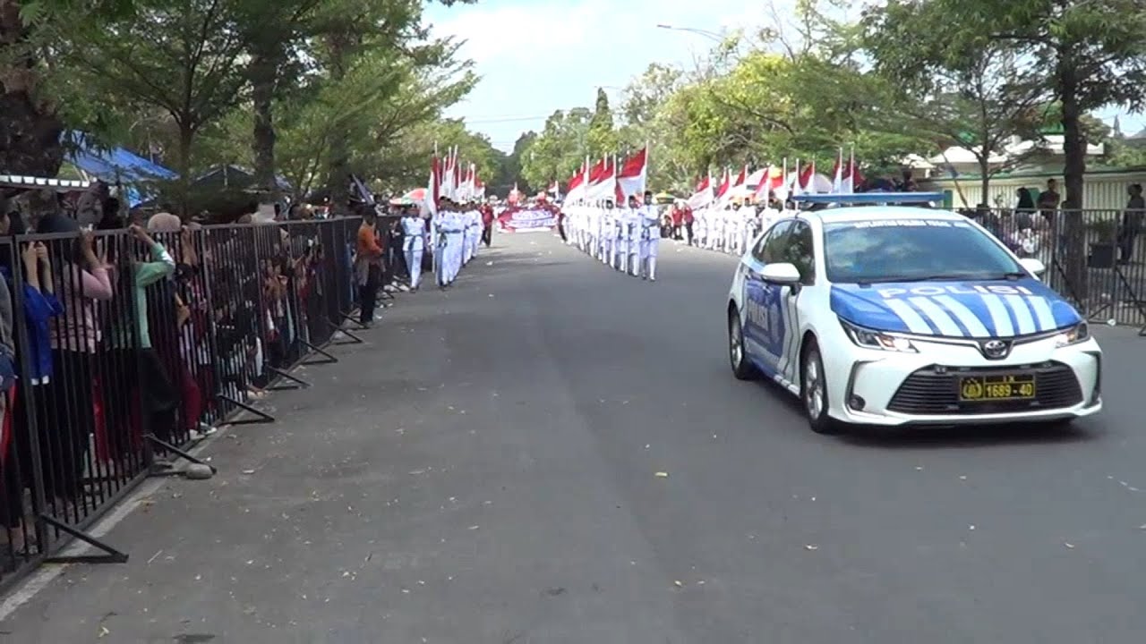 Meriah..!! Karnaval Pelajar Kabupaten Tegal, Dalam Rangka Hut RI Ke-79