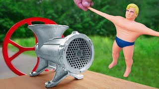 EXPERIMENT: MEAT GRINDER VS STRETCH ARMSTRONG