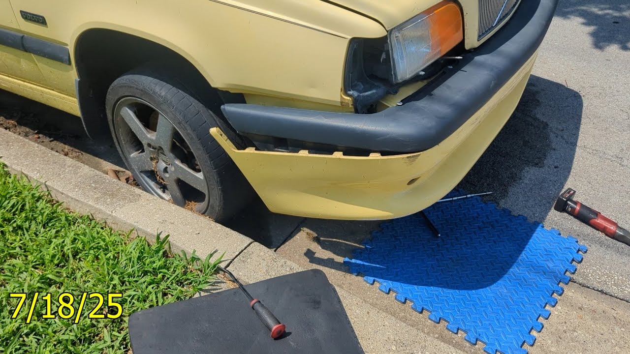 Salvage yard engine, 16V red block head, sweet dash cam, M56 manual trans, parts, salvage yard, etc.