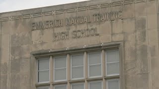 Board denies plan to turn over 3 former IPS schools to new charter operator