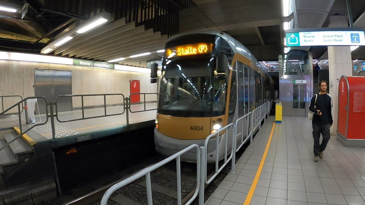 Tram line 4 arrives at Beurs/Bourse, Brussels