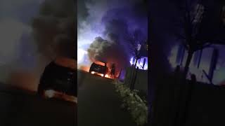 Auto am brenne in sins Aargau ch