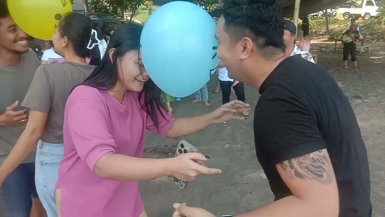 Keseruan dan kebersamaan kelompok satu jemaat GMIM  rakek Eden watudambo 