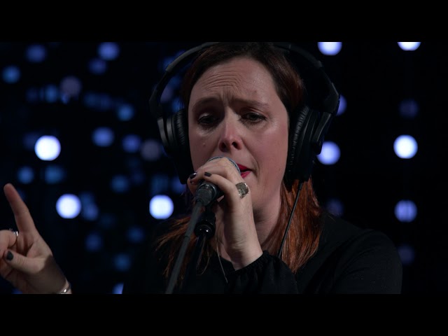 Slowdive - Star Roving (Live on KEXP) - YouTube
