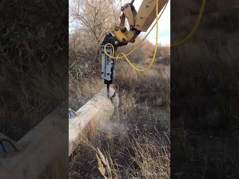Гидромолот для экскаватора-погрузчика Komatsu WB93 WB95 WB97 ProfBreaker PB70H, видео 1