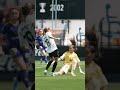 🤩 El 𝗩𝗔𝗟𝗢𝗥 de una espectacular parada 🧤| VALENCIA CF