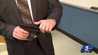 Oklahoma lawmakers reject bill to allow guns in state Capitol