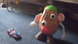 Toy Story 1 (1995) Reenactment. Hey Hamm look. I'm Picasso.