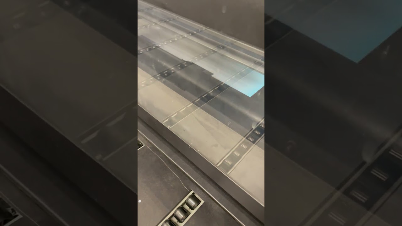 This used HP Scitex FB750 is available for an operational inspection.