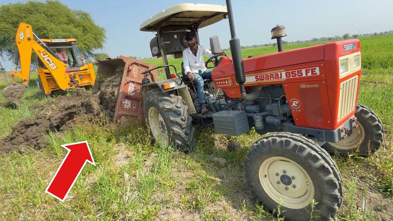 JCB 3dx Xpert working with Swaraj 855 Fe | New Holland 3630 | Mahindra NOVO 605 Trolly Loading Mud