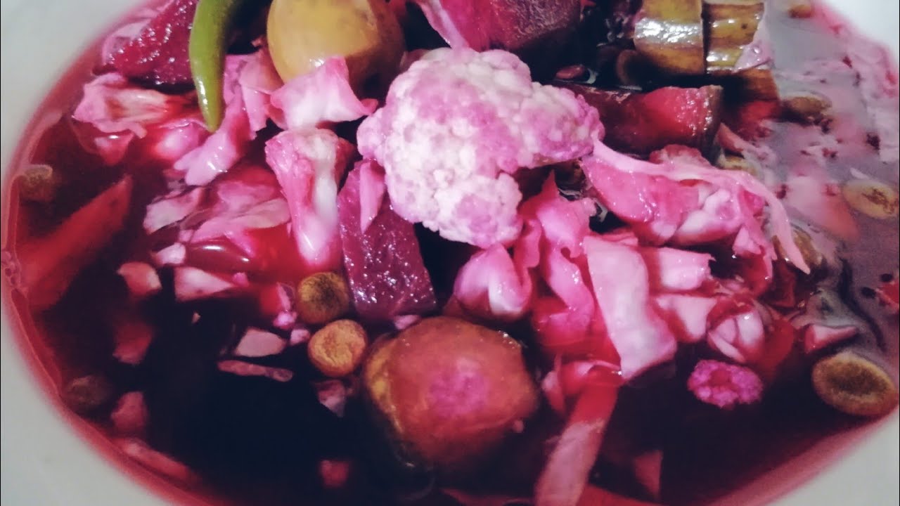 ترشیات بە ئاوی هەنار زۆر تایبەت