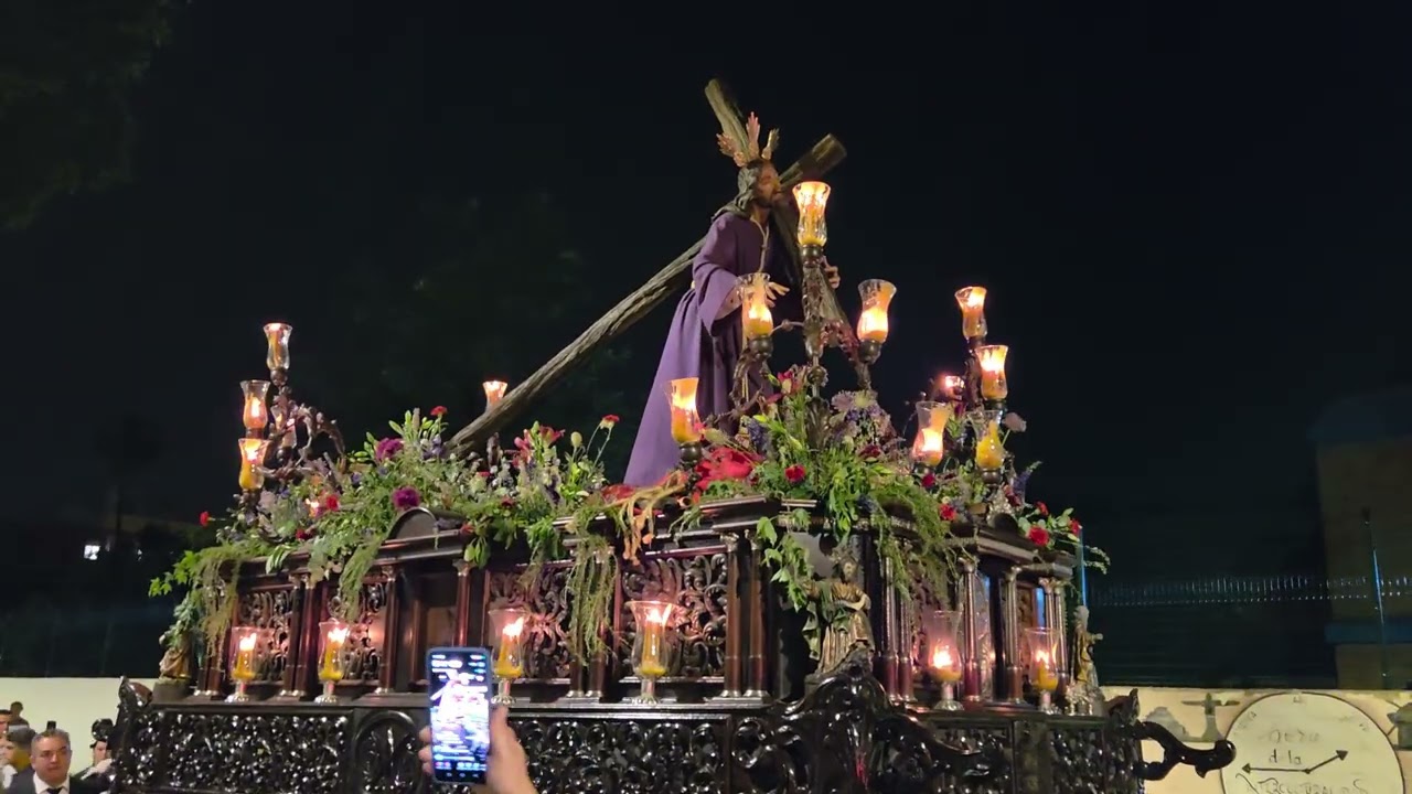 Extraordinaria Salud y Bondad en la calle Real de la Jara de Sevilla 2025 Parte 2