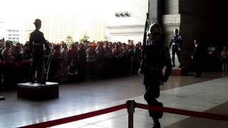 20111103畢旅_中正紀念堂衛兵交接(2)
