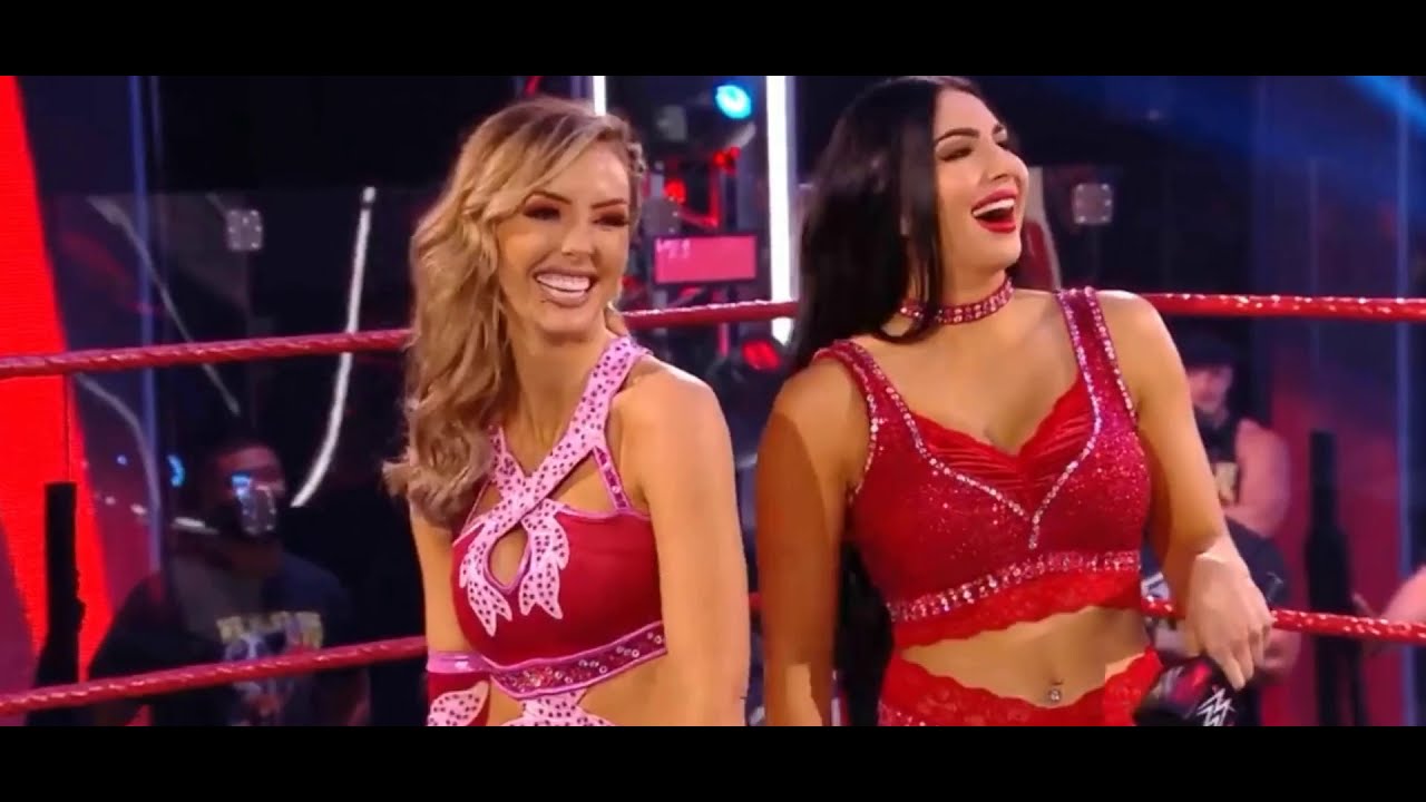 WWE IICONICS BEST MOMENTS
