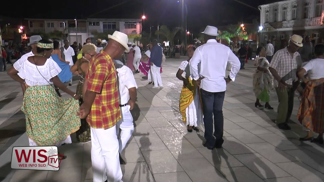 Bal de Haute Taille - Place du Bourg du François