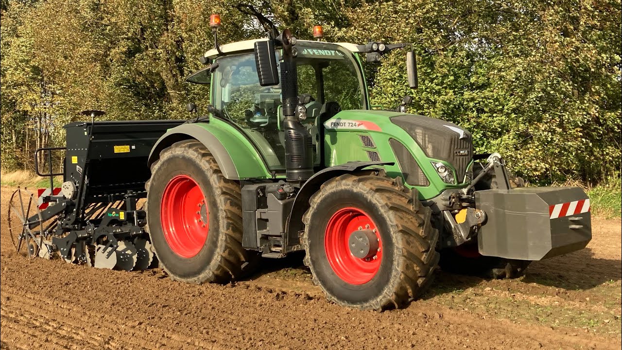 Fendt 724 & AgroTom ATSN 