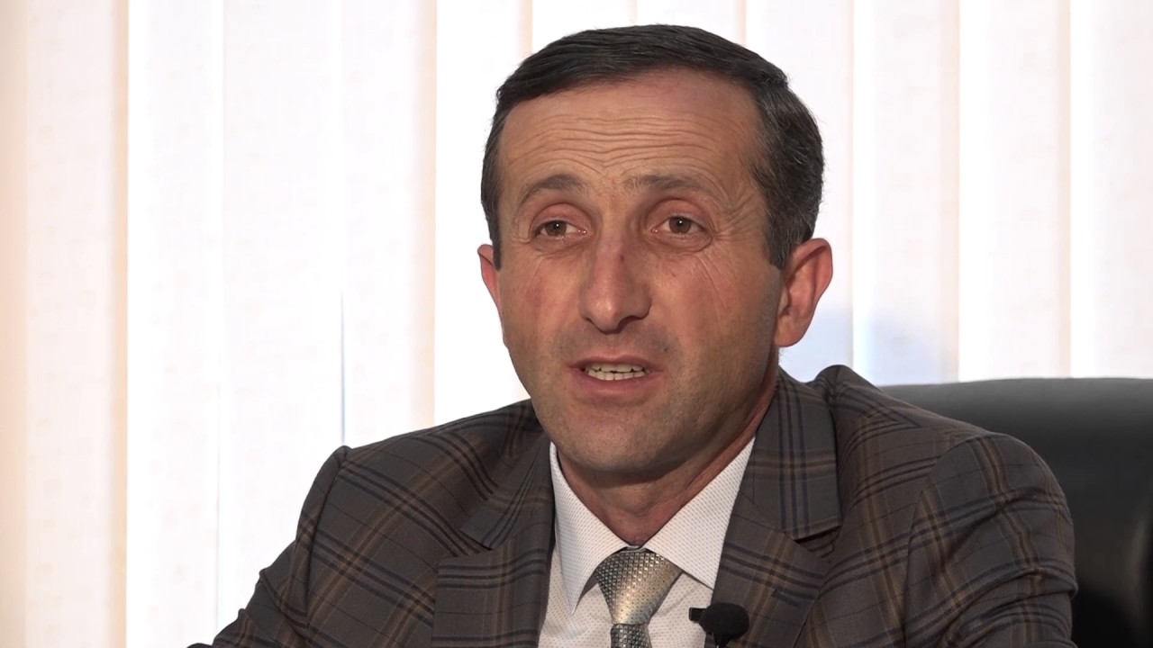 Mec Parni Hamaynqapatker  Մեծ Պարնի  Համայնքապատկեր