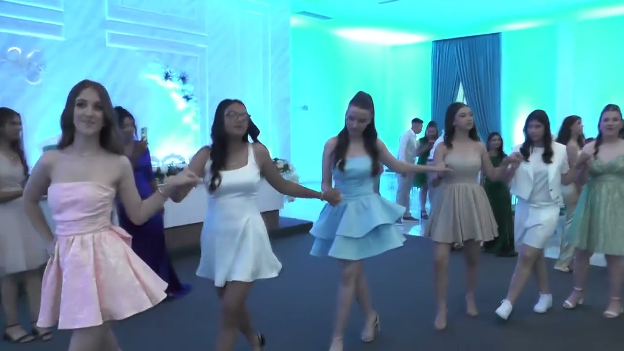 Полу матурска вечер - Моноспитово