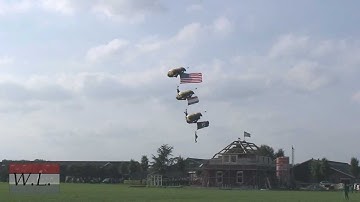 Dropzone A Eerde Sept.  2012 with 101st Parachute Demo Team