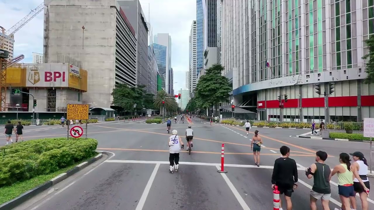 DJI NEO Follow Mode | Inline Skating in Ayala Avenue (Glorietta to RCBC Tower) Car-free Sunday