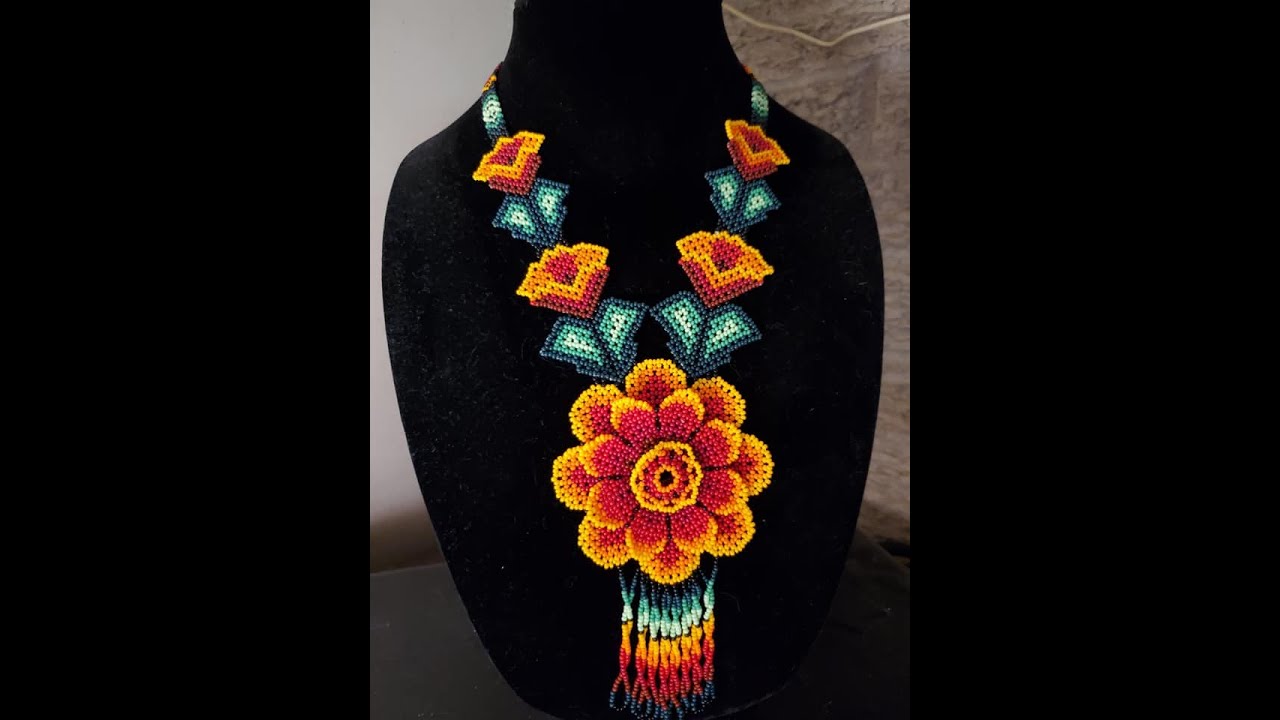 Collar de flor huichol 6/6