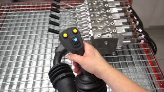 6 functions Proportional hydraulic valve Akon + two control joysticks Forest Crane 90 l/min