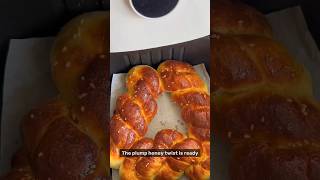 Watch This Simple Bread Hack That Went Viral On TikTok!