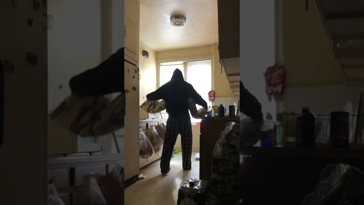 Man learns to fly at home  🤯😳