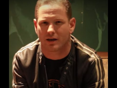 Corey Taylor says bye to Motley Crue - Lemmy interview - Periphery camp - Slash - KK Downing