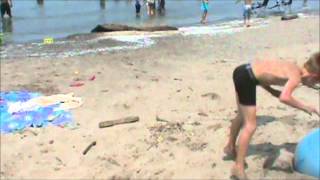 Fitballing-Crazy Exercise Ball Tricks & Flips 2012