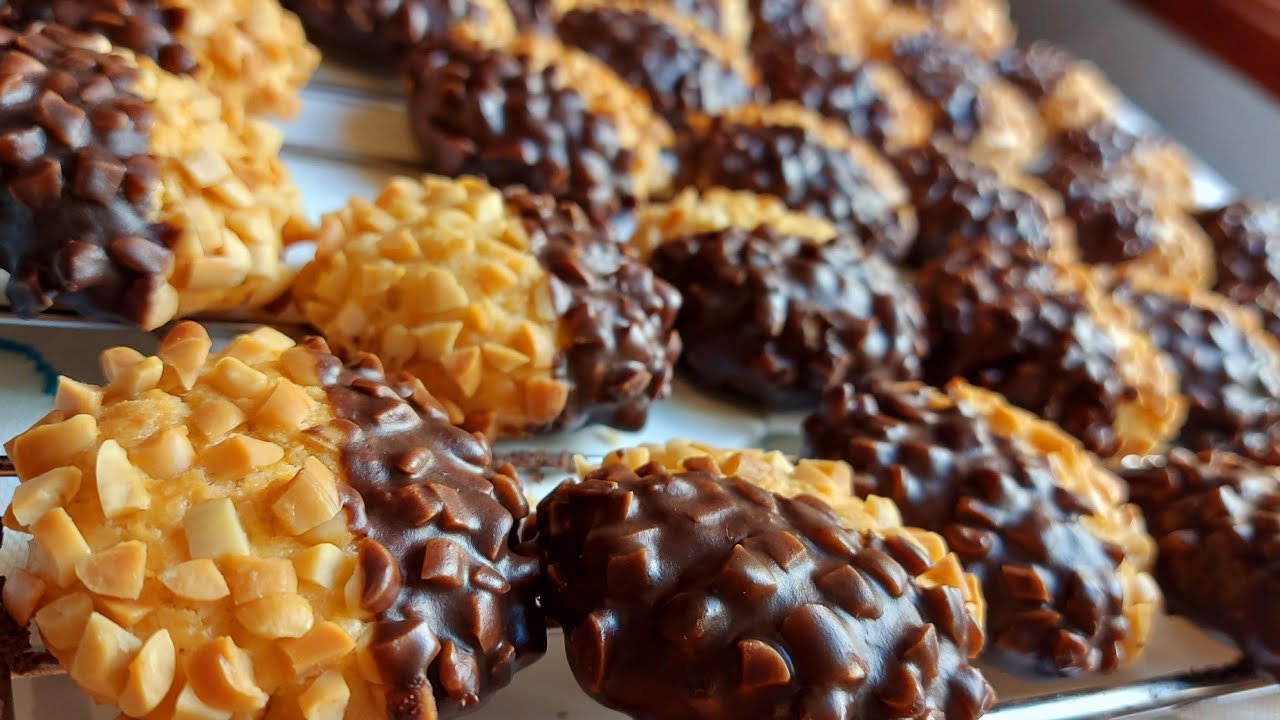 غريبة نصف لقمر بمكونات بسيطة و مداق جميل