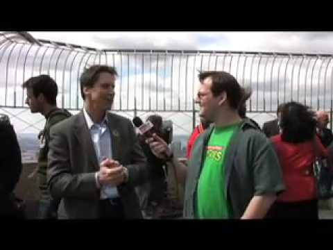 Ray Carsillo w/ Gary Richardson at the Empire State Building