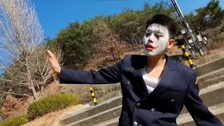 Joker Stairs Dance