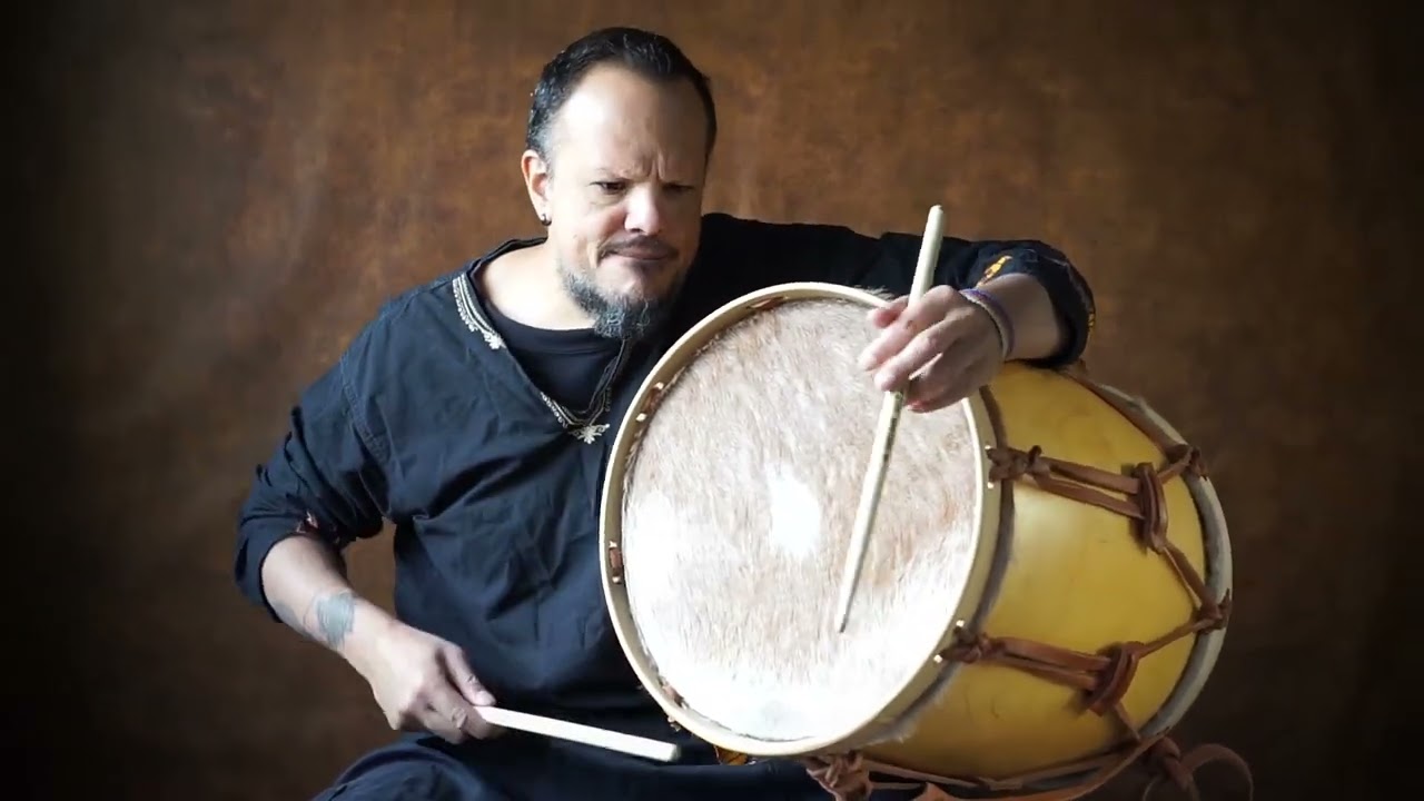 SOLO DE BOMBO LEGÜERO