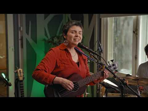 Elizabeth Morris | Sesión en vivo 2021 | A la deriva | Grabado para Festival Raíces Bogotá Andina