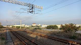 168次自強號六塊厝站通過＋3217次六塊厝站開車[2021.5.9攝](手機版)