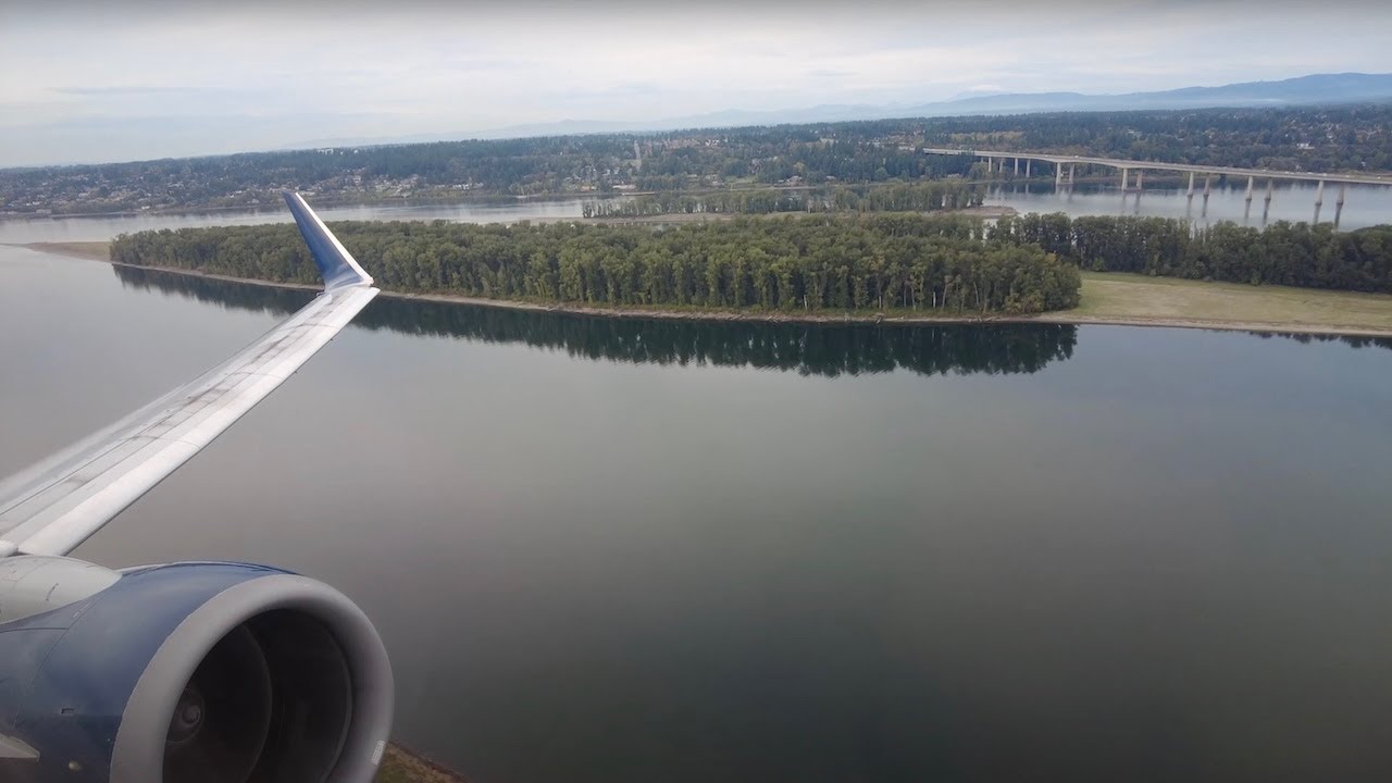 BLASTING OUT OF PDX ON A DELTA 737-800!!!! Scenic Departure Down The Columbia River! w/ ATC audio