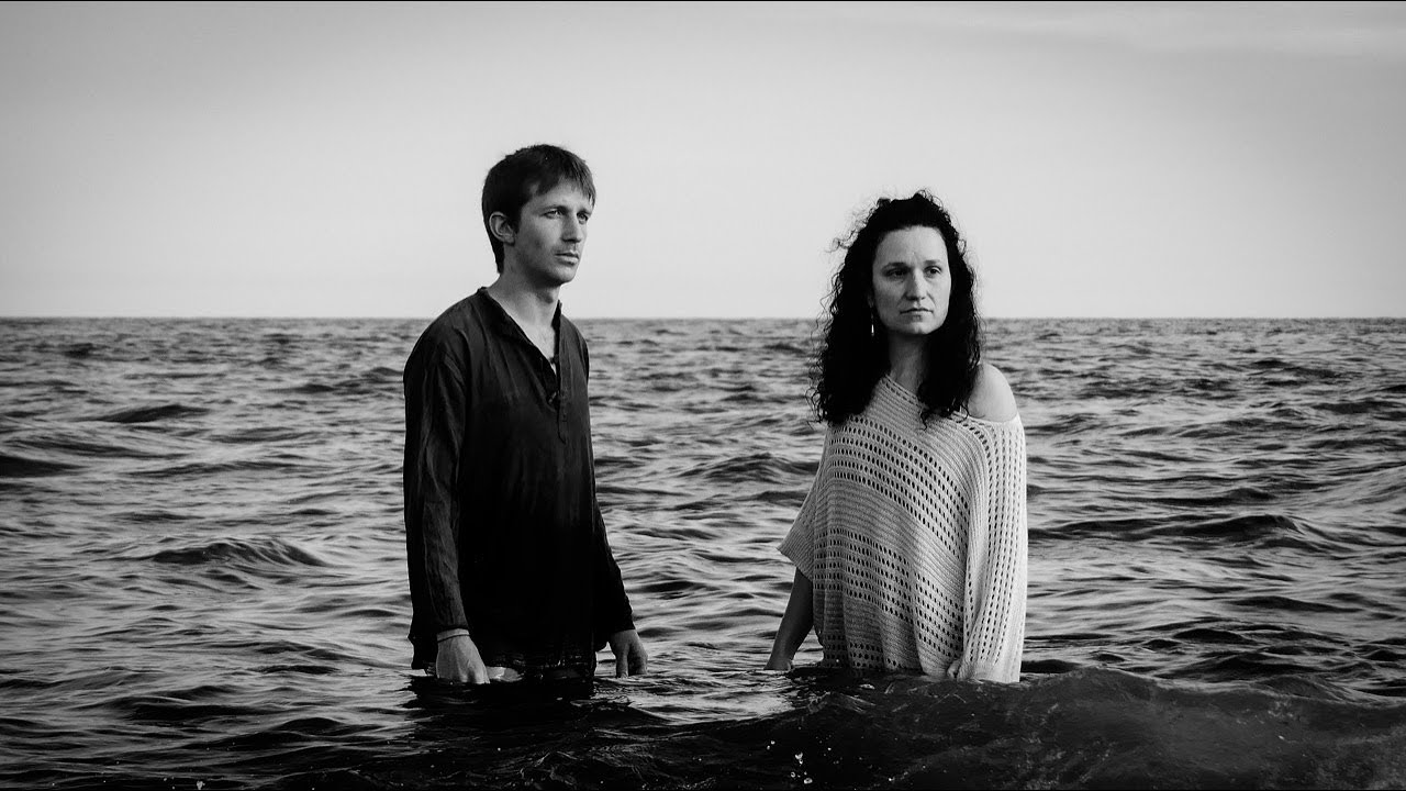 Giacomo D'Alessandro, Chiara Franzi - Sopravvive