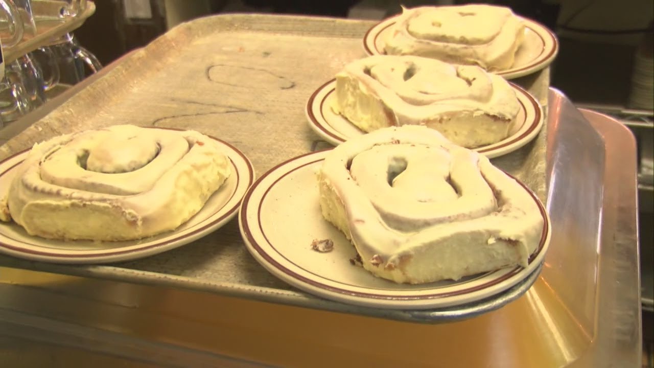 Frontier Restaurant open for 20 hours daily