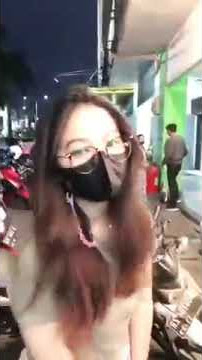 story wa halu jalan bareng cewek cantik    #prank  #story   #halu  #cewek_cantik